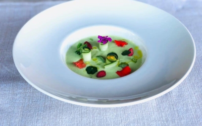 Zuppetta fredda di cetrioli Bio e avocado con Evo monovarietale di Raggiola
